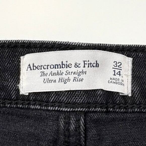Abercrombie The Ankle Straight Ultra High Rise Jeans Size 32 Long Distressed - Picture 9 of 14